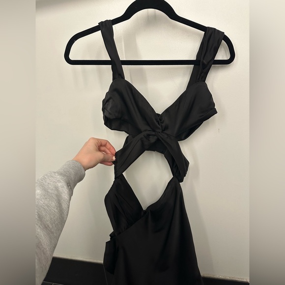 Danielle Guizio Twist Cut Out Mini Dress in Black size small - Picture 2 of 6